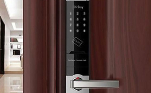 靖西24小时上门开锁公司