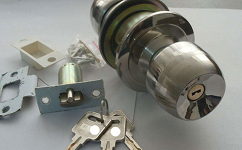 靖西24小时上门开锁公司