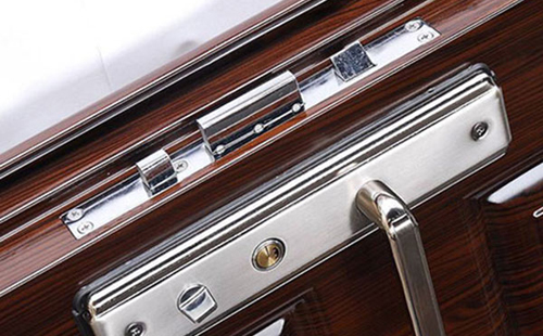 靖西24小时上门开锁公司