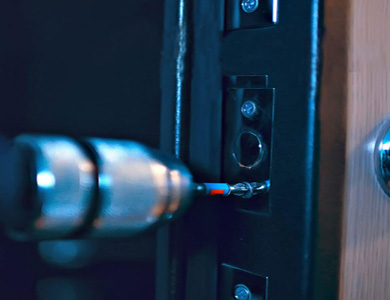 靖西24小时上门开锁公司